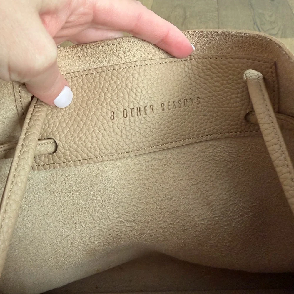 8 Other Reasons Vegan Leather Slouchy Bucket Bag - Picture 5 of 7